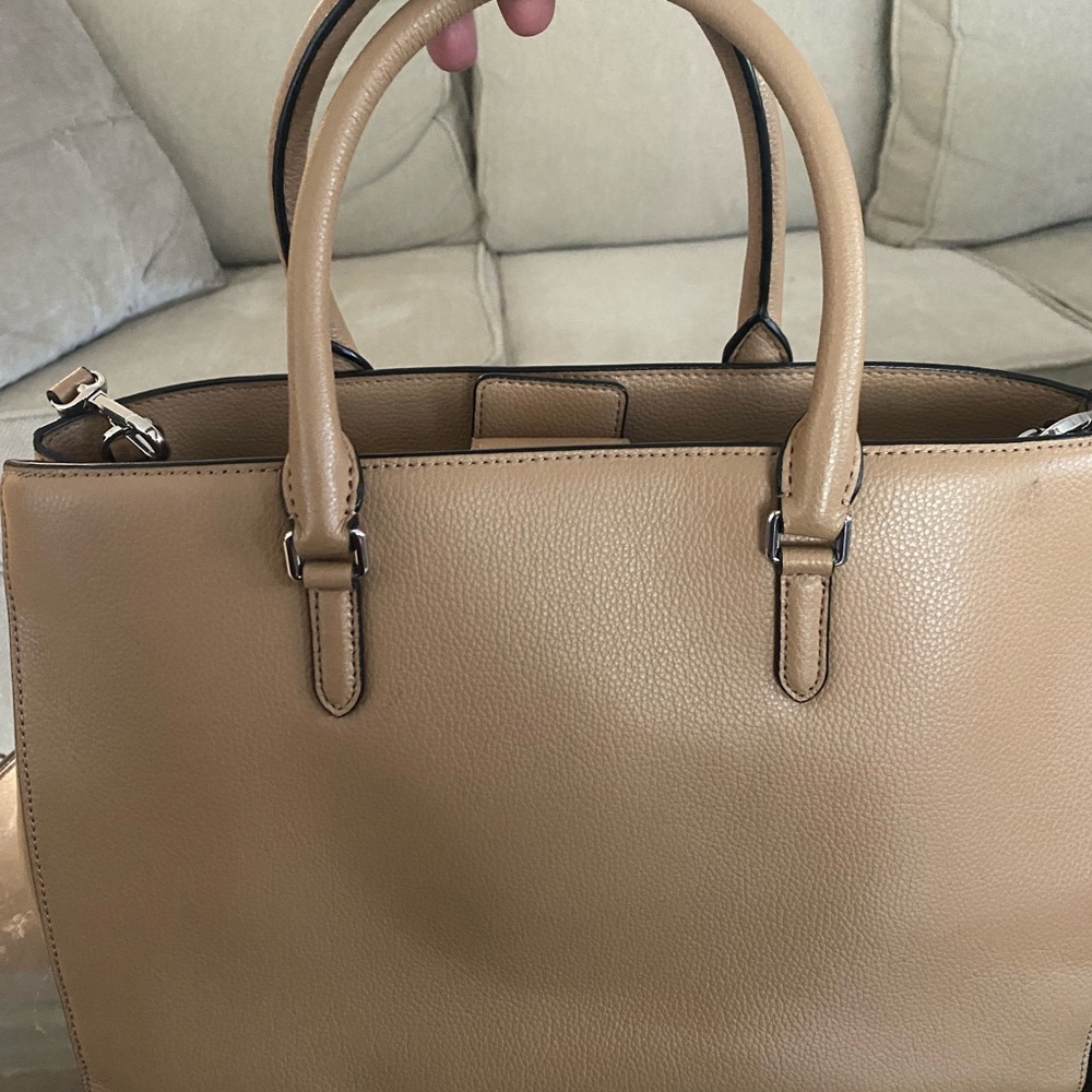 DKNY SATCHEL - Picture 4 of 15